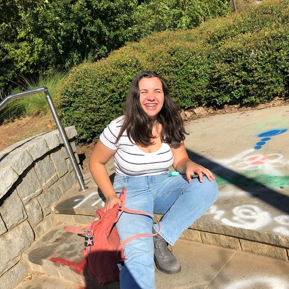 Meet your Posher, Catherine - Picture 4 of 4